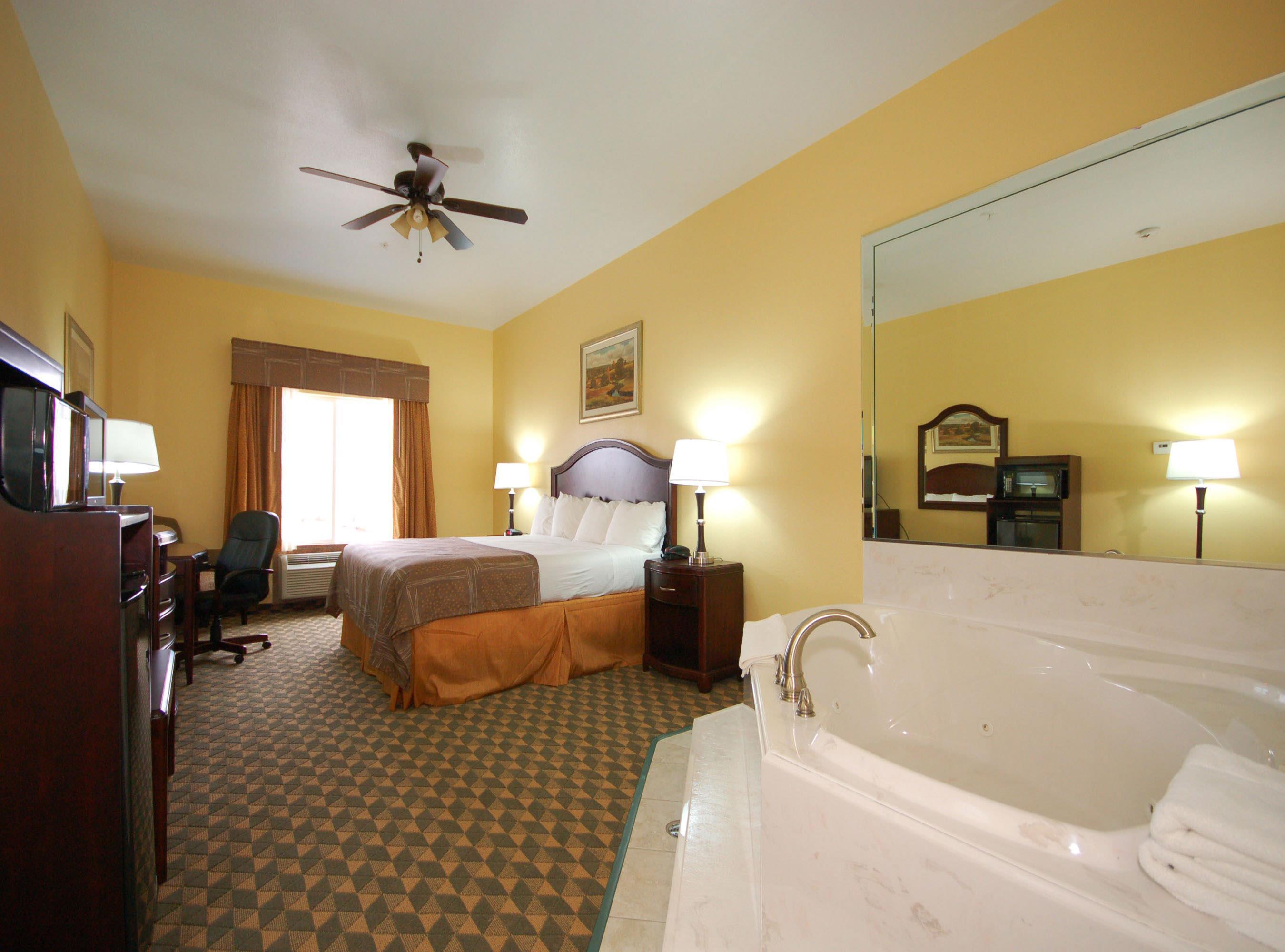 Best Western Plus Manvel Room photo