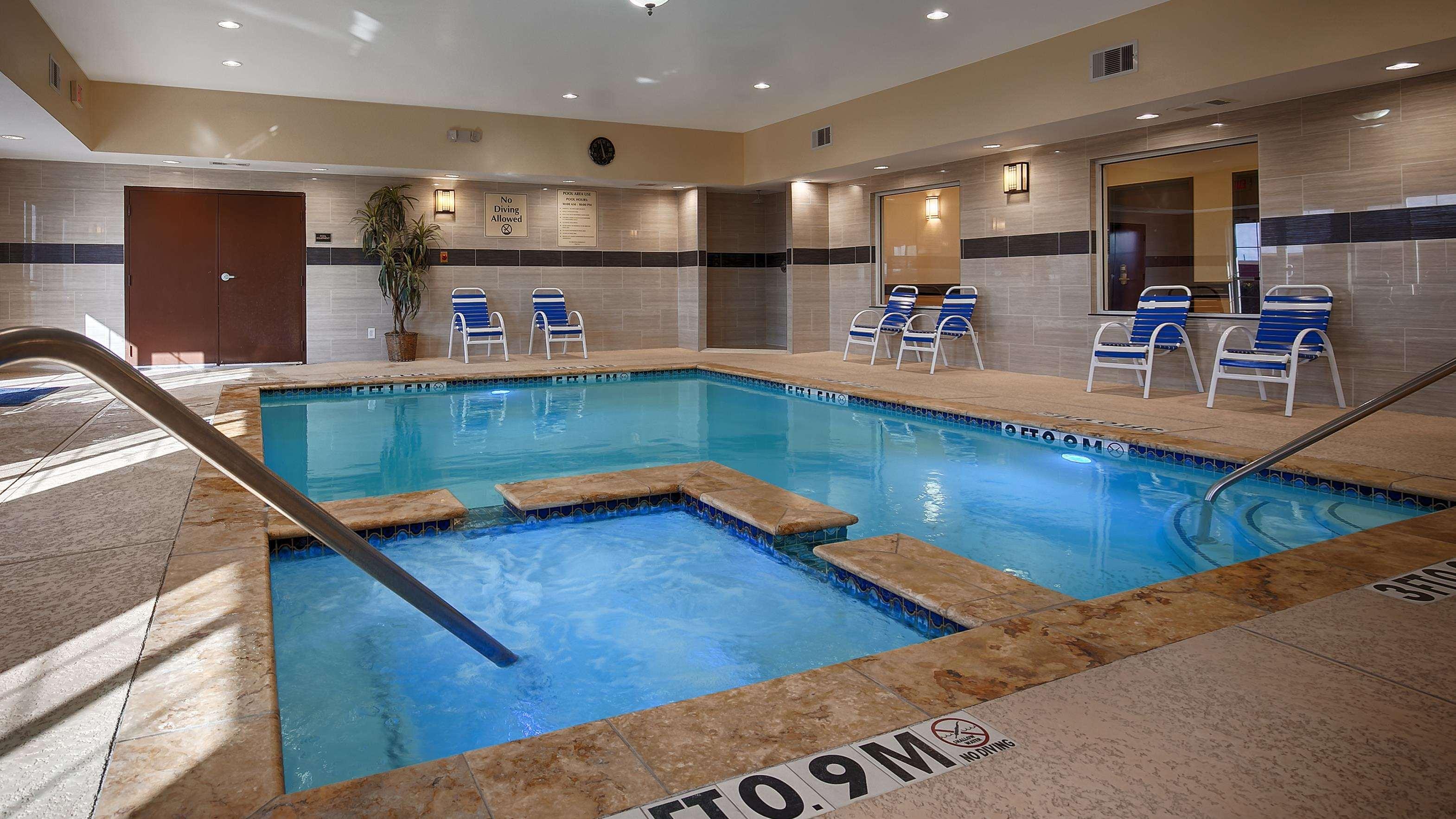 Best Western Plus Manvel Exterior photo