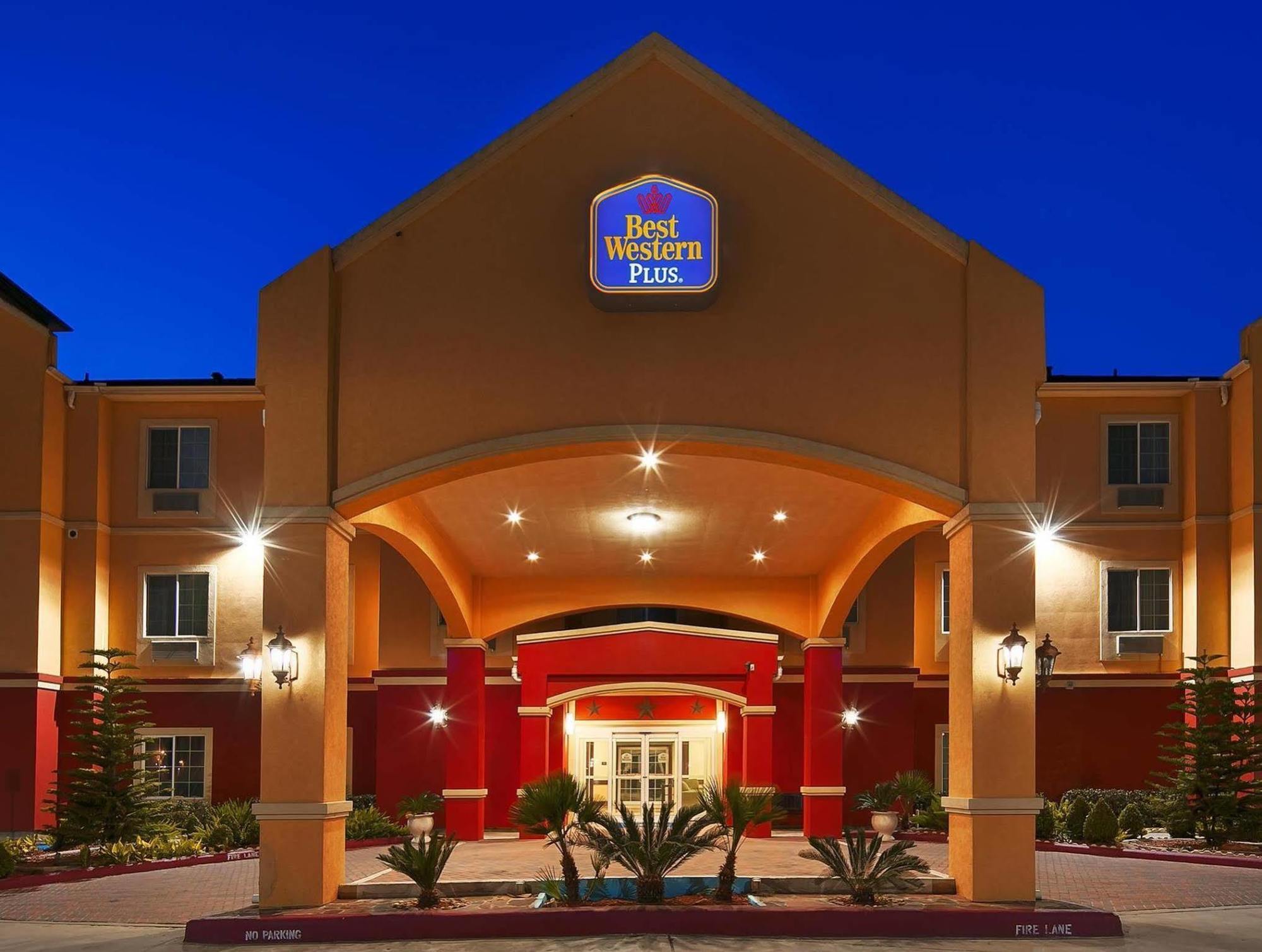 Best Western Plus Manvel Exterior photo